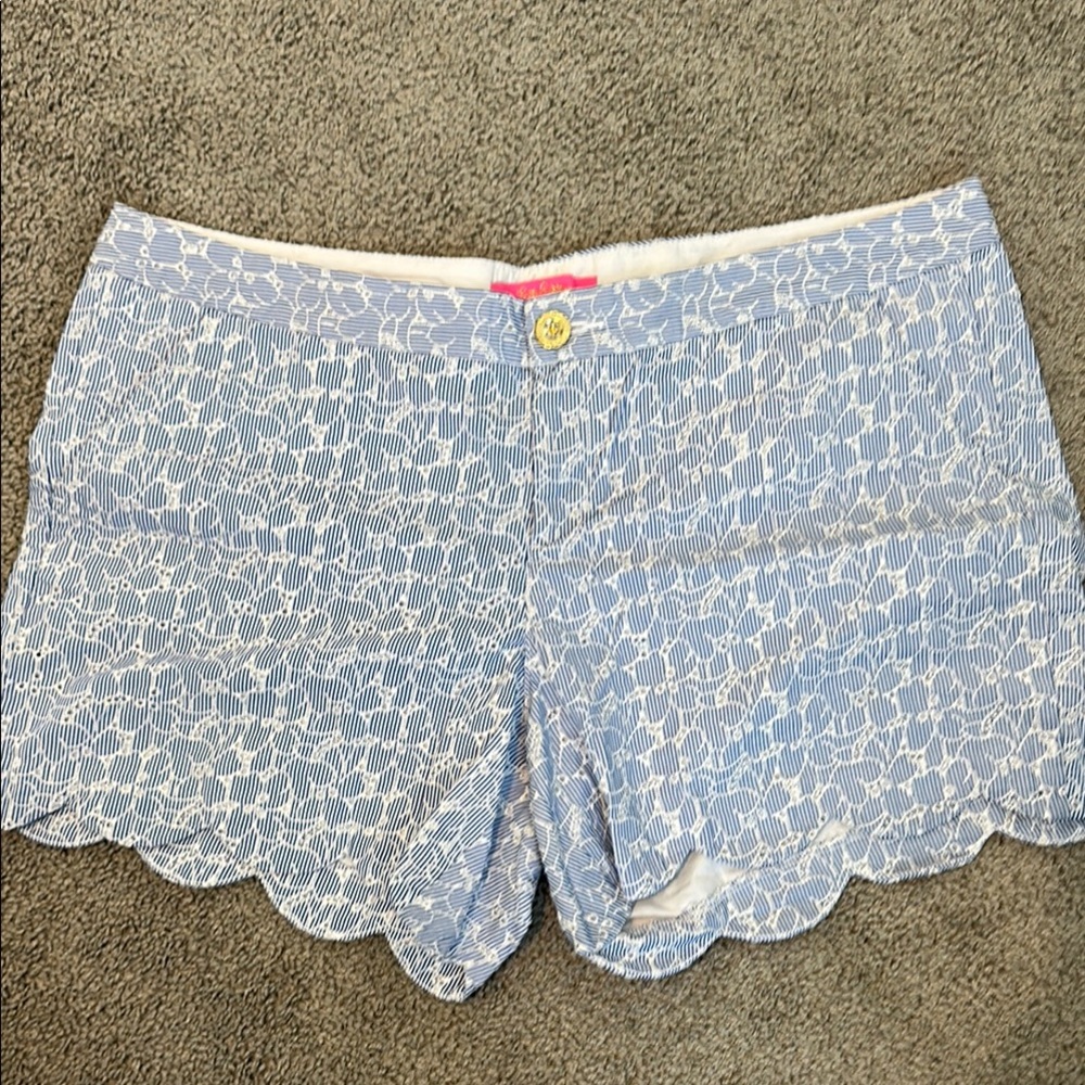COPY - NWOT Lilly Pulitzer Eyelet seersucker scalloped shorts